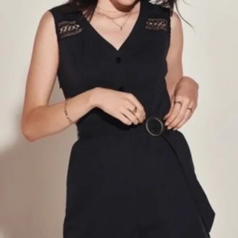 JNSQ Erin Jumpsuit Romper Size 4 Black Belted NWT $69 Pockets‎ Je Ne Sais Quoi